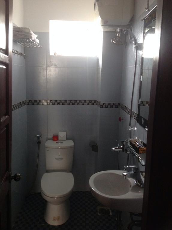 Hung Phat Hotel Дананг Номер фото